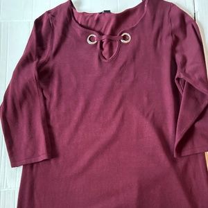 Tribekka 44 Burgundy 3/4 sleeve sweater, Large